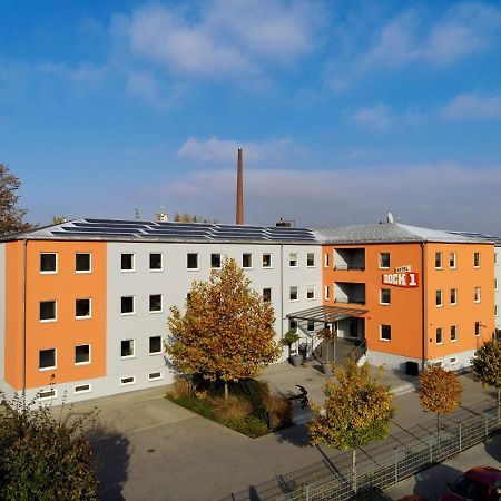 Dock1 Hotel Regensburg Kültér fotó